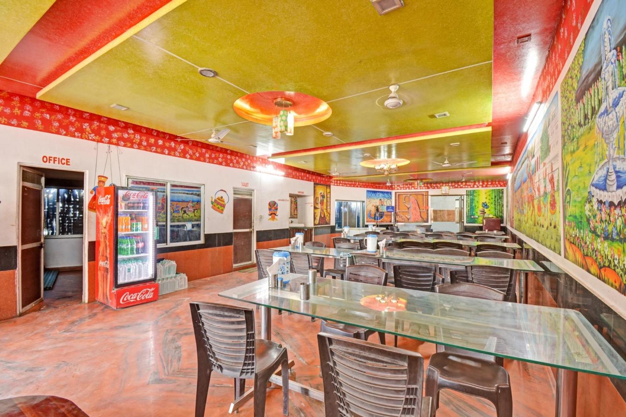 Hotel O Shree Balaji Hotel & Restaurant Bedla 外观 照片